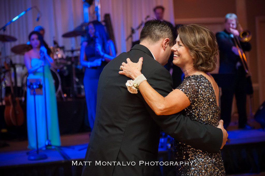 austin-wedding-photographer-montalvo