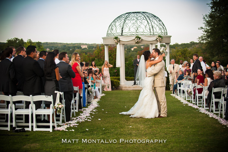 Gardens-at-cranesbury-view-wedding-photography