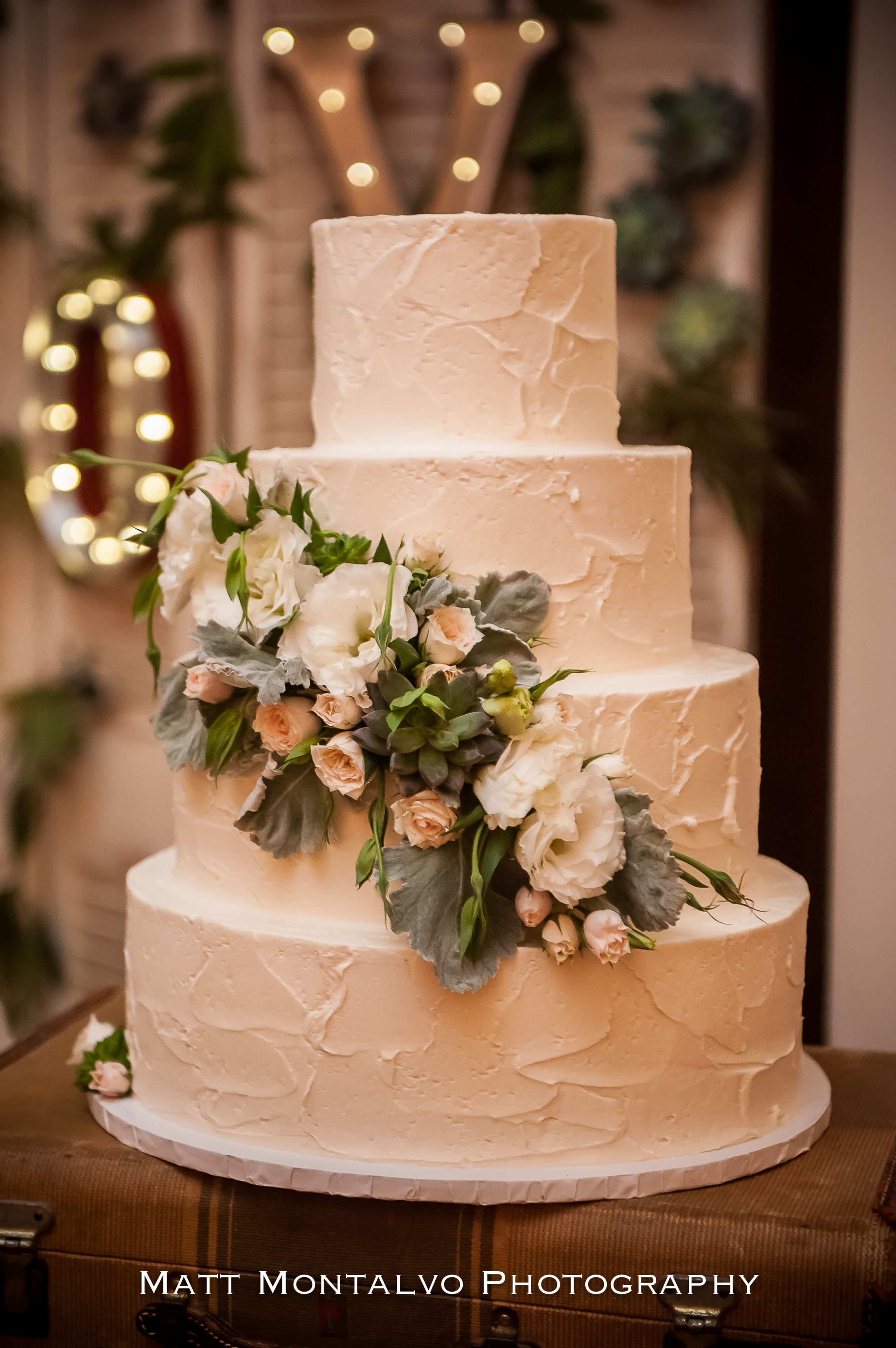 Heritage House wedding photography in Dripping Springs w/ Lisa &amp; Topher