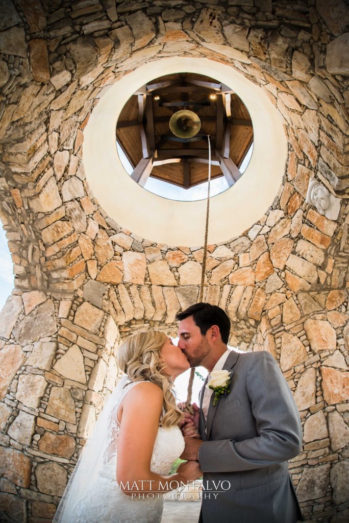 sacred_oaks_wedding_photographer