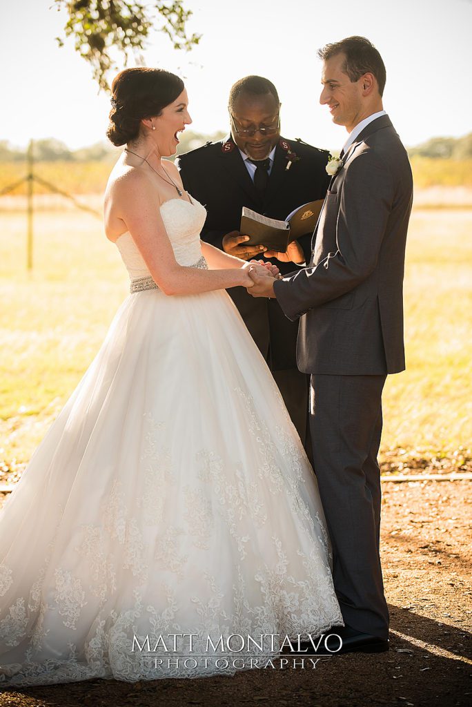 duchman-winery-wedding-photography-23