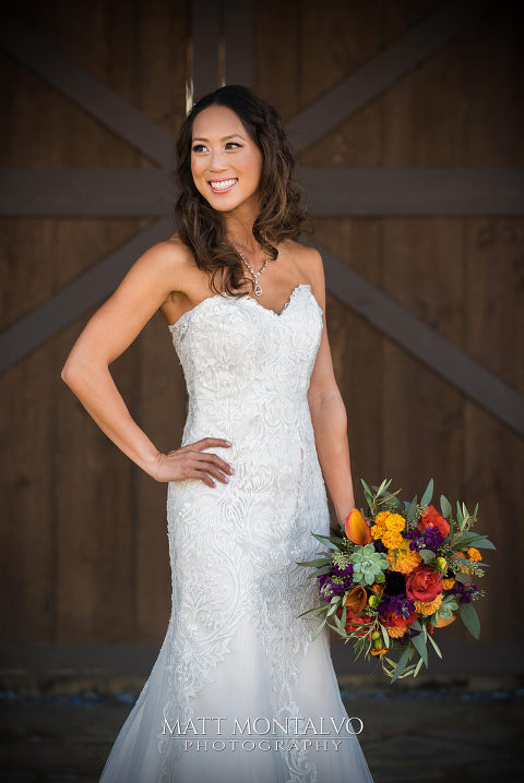 lone-oak-barn-wedding-photography-10