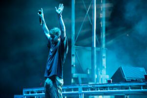 live music photography - chainsmokers